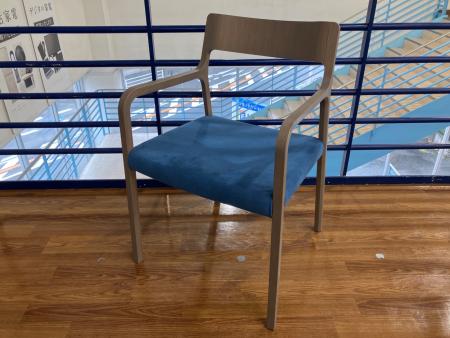 arflex (アルフレックス) アームチェアー RINN｜トレファクONLINE