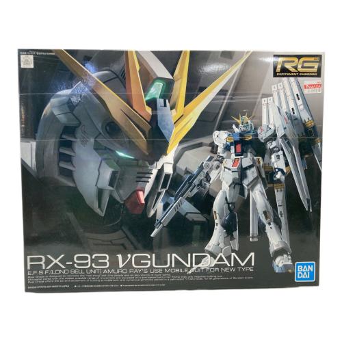 BANDAI (バンダイ) ガンプラ 【未組立】1/144 (032)RX-93 νガンダム (ニューガンダム) (機動戦士ガンダム 逆襲のシャア)