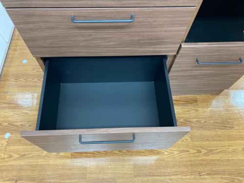 ニトリ レンジボード ブラウン×ブラック 56 3枚扉 3段引き出し IM301