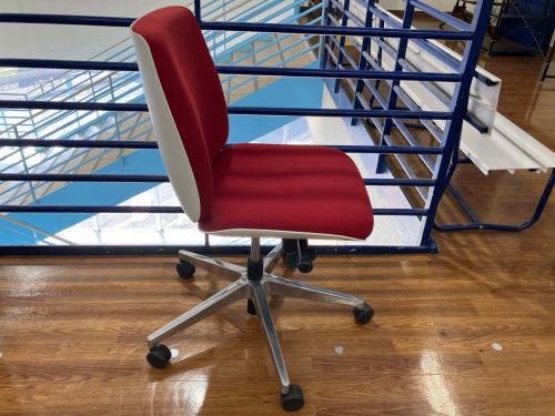 PLUS (プラス) オフィスチェア レッド 2016年製 1人掛け KC-UC54SEL