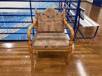 1人掛けソファー ブラウン×ピンク キツツキマーク