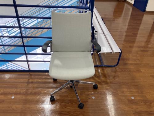 オカムラ オフィスチェア ホワイト CA85BS mode