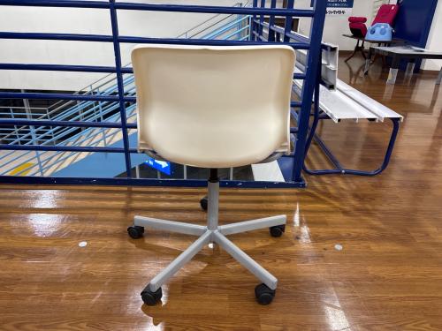 IKEA (イケア) チェア ホワイト 廃盤品 1人掛け SNILLE