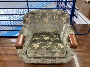 1人掛けソファー レトロ