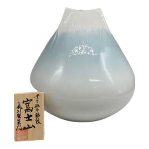 奥川俊右衛門 (オクガワシュンエモン) 花瓶 富士山 白磁