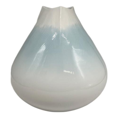 奥川俊右衛門 (オクガワシュンエモン) 花瓶 富士山 白磁｜トレファクONLINE