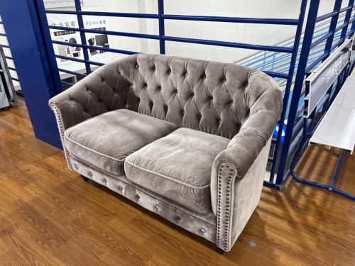 VINCENT (ヴィンセント) チェスターフィールドソファ ベージュ ● 2人掛け ファブリック