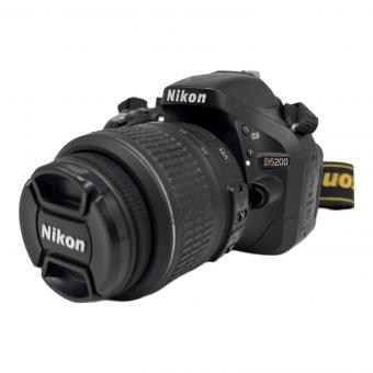Nikon (ニコン) 一眼レフカメラ D5200 18-55 VR レンズキット