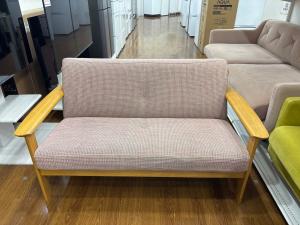 karimoku (カリモク) 2人掛けソファー ナチュラル×ピンク W13102S462 Chitano