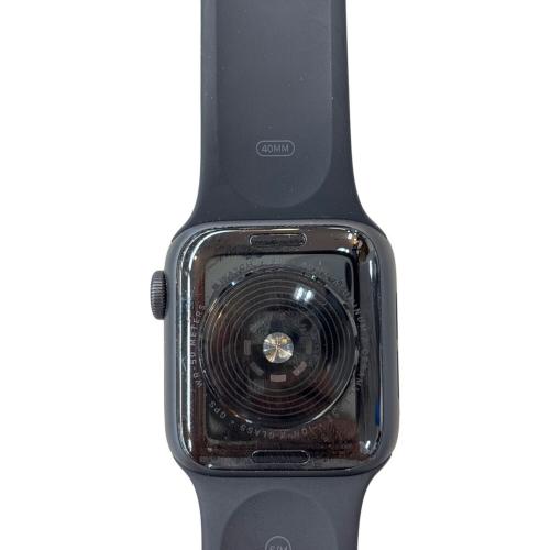 Apple (アップル) Apple Watch SE(第二世代) GPSモデル ケースサイズ:40㎜ 程度:Bランク H4HFR1N7Q07V