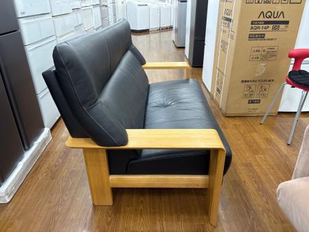 karimoku (カリモク) 2.5人掛けソファー ブラック 総革 ダンテ