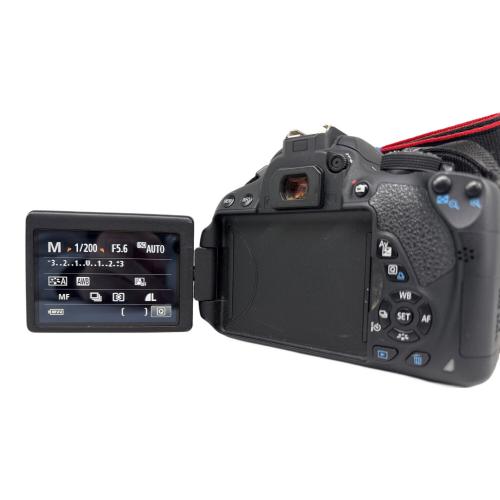 CANON (キヤノン) デジタル一眼レフカメラ EOS Kiss X7i