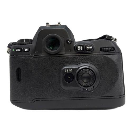 Nikon (ニコン) デジタルカメラ F100 使用フィルム：35mm