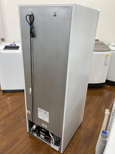 ワールプールジャパン 2ドア冷蔵庫 YRZ-F23K 2023年製 74 236L