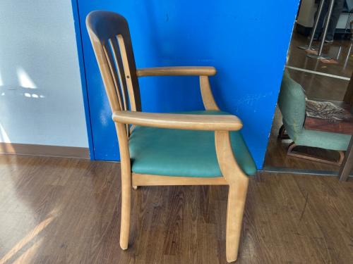 karimoku (カリモク) ダイニングチェアー ナチュラル×グリーン