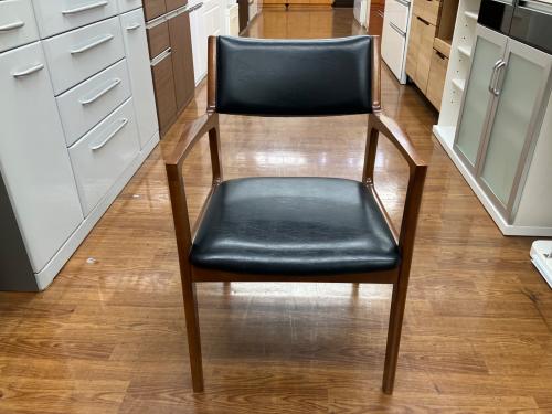 カリモク60+ (カリモクロクマルプラス) ダイニングチェアー C36100 スタンダードブラック ウォールナット