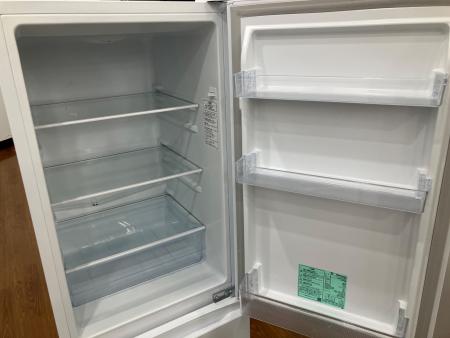 Hisense (ハイセンス) 2ドア冷蔵庫 HR-D1701W 2024年製 175L 