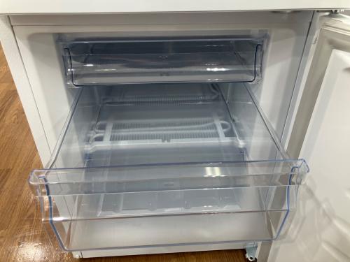 Hisense (ハイセンス) 2ドア冷蔵庫 HR-D1701W 2024年製 175L