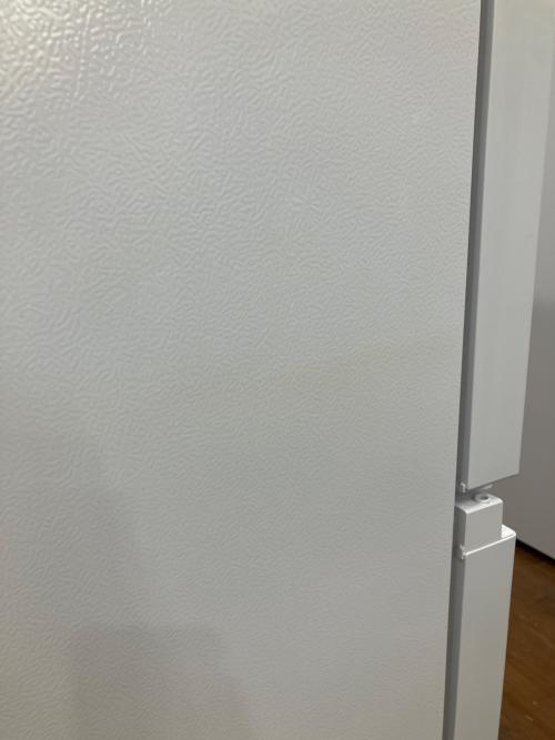 Hisense (ハイセンス) 2ドア冷蔵庫 HR-D1701W 2024年製 175L