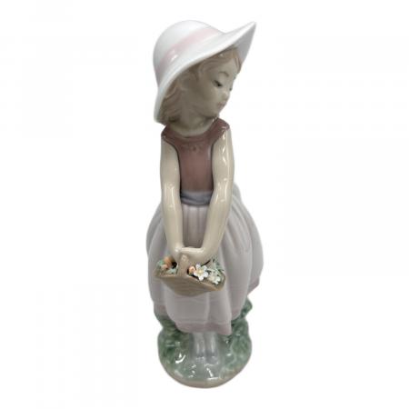 LLADRO (リヤドロ) フィギュリン ユートピアコレクション 花欠け有