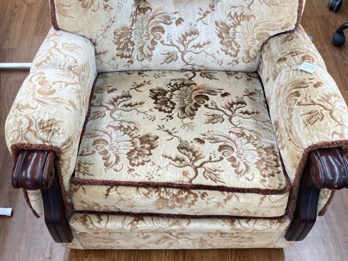 1人掛けソファー ベージュ 金華山