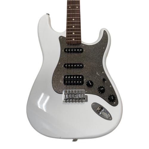 Squier by FENDER (スクワイア) ストラトキャスター Affinity Series エレキギター START