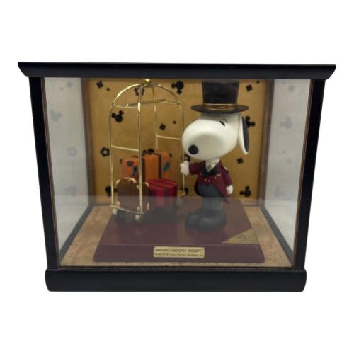 SNOOPY (スヌーピー) 帝国ホテル 大阪 フィギュア