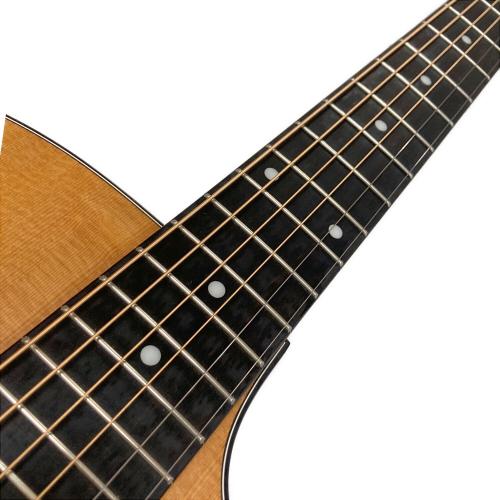 Taylor Guitars 114ce