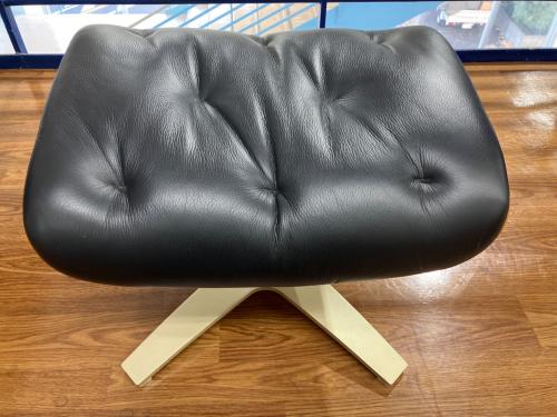 ニトリ パーソナルチェア オットマン付 ブラック MARSHAL