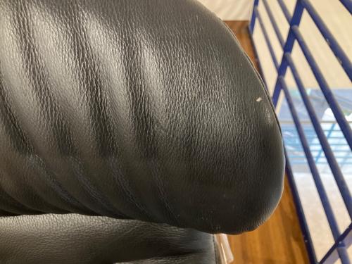 ニトリ パーソナルチェア オットマン付 ブラック MARSHAL