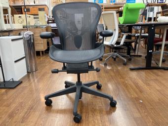 Herman Miller (ハーマンミラー) ワークチェアー AER1B22PW アーロンチェア  221 ブラック リマスタード/ライトモデル