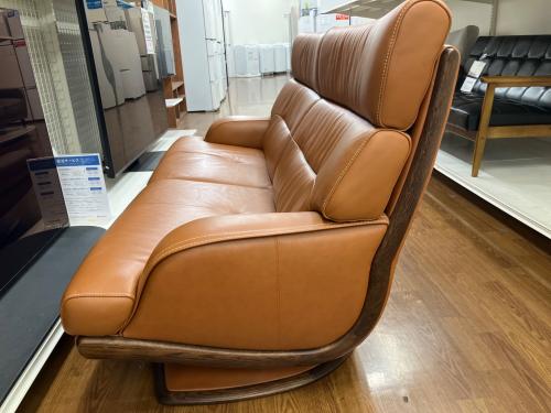 karimoku (カリモク) 3人掛けソファー ZT59 114 オレンジ