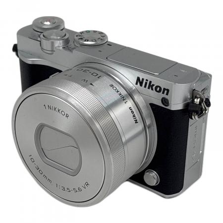 Nikon (ニコン) ミラーレス一眼カメラ 1 J5｜トレファクONLINE