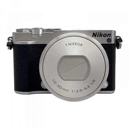 Nikon (ニコン) ミラーレス一眼カメラ 1 J5｜トレファクONLINE
