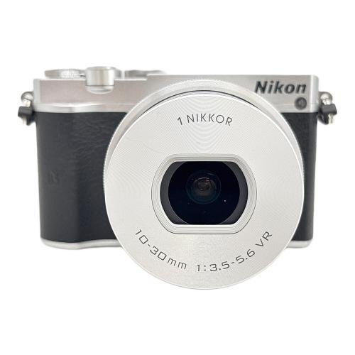 Nikon (ニコン) ミラーレス一眼カメラ 1 J5