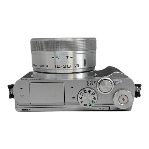 Nikon (ニコン) ミラーレス一眼カメラ 1 J5｜トレファクONLINE