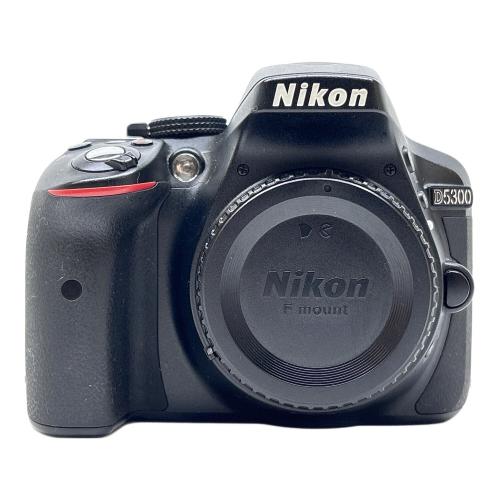 Nikon (ニコン) デジタル一眼レフカメラ D5300