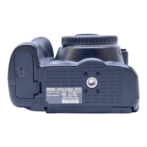 Nikon (ニコン) デジタル一眼レフカメラ D5300