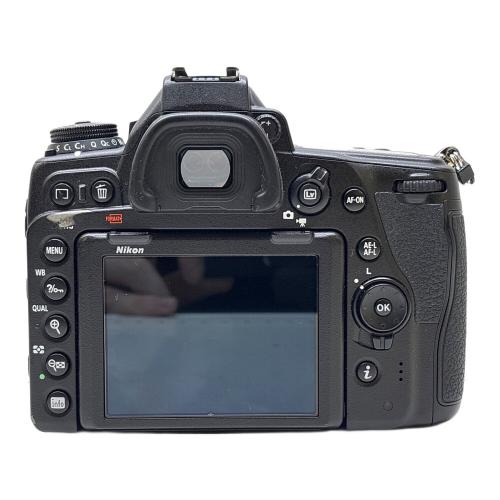 Nikon (ニコン) デジタル一眼レフカメラボディ D780 底面ひび割れ・塗装剥げ・小傷有