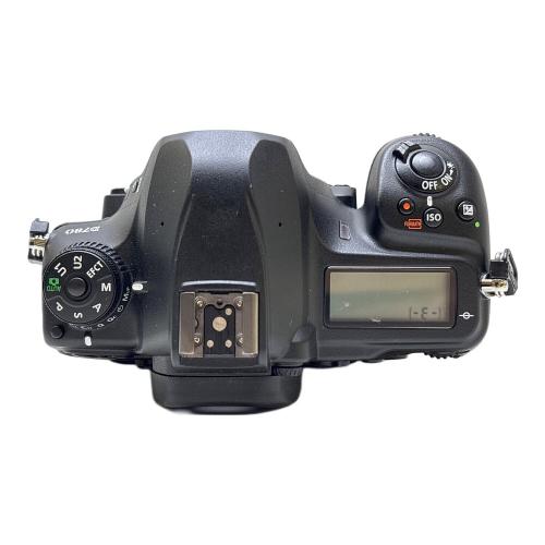 Nikon (ニコン) デジタル一眼レフカメラボディ D780 底面ひび割れ・塗装剥げ・小傷有
