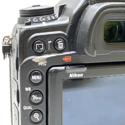 Nikon (ニコン) デジタル一眼レフカメラボディ D780 底面ひび割れ・塗装剥げ・小傷有