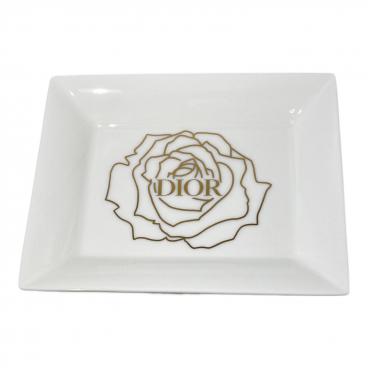 クリスチャンディオール　平お皿　23cm５枚　新品未開封　専用のお箱あり Christian Dior (クリスチャン ディオール) お皿 ホワイト｜トレファク