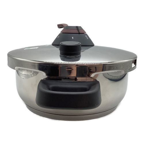 Tupperware (タッパーウェア) 圧力鍋 ヨゴレ有 3.2L PSCマーク(圧力鍋 