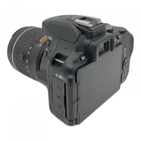 Nikon (ニコン) デジタル一眼レフカメラ ダブルズームキット D5600