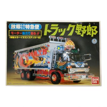 BANDAI (バンダイ) トラック野郎 故郷(ふるさと)特急便 トラック野郎 シリーズNo.20 プラモデル