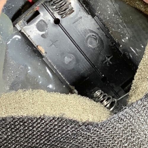 仮面ライダー剣(ブレイド) (カメンライダーブレイド) 仮面ライダー 留め具破損・頭頂部カケ・各所キズ有 1/1スケールマスク RMW