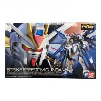 BANDAI (バンダイ) ガンプラ RG 1/144 機動戦士ガンダムSEED DESTINY ZGMF-X20A ストライクフリーダムガンダム