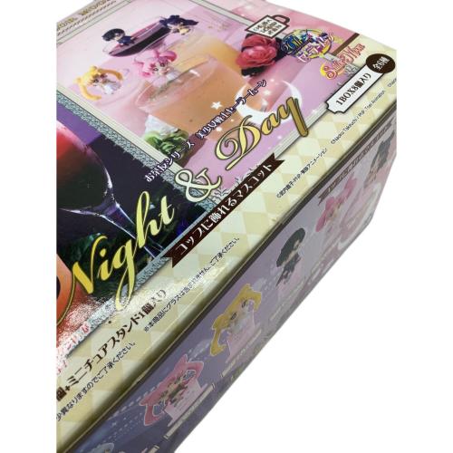 セーラームーン フィギュア コップに飾れるマスコット