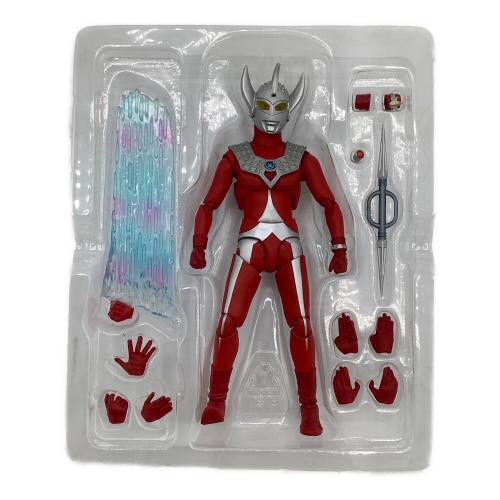 BANDAI (バンダイ) ウルトラマン S.H.Figuarts ウルトラマンタロウ