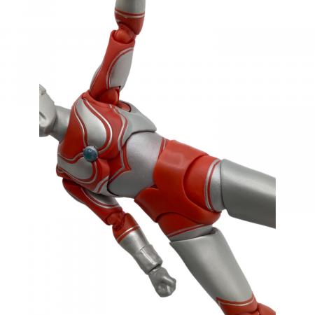 BANDAI (バンダイ) ウルトラマン S.H.Figuarts ウルトラマンジャック